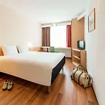 Ibis Muenchen Garching
