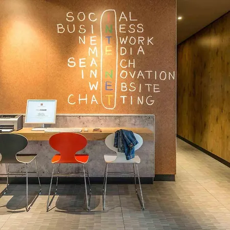 Hotel Ibis München Garching 3*