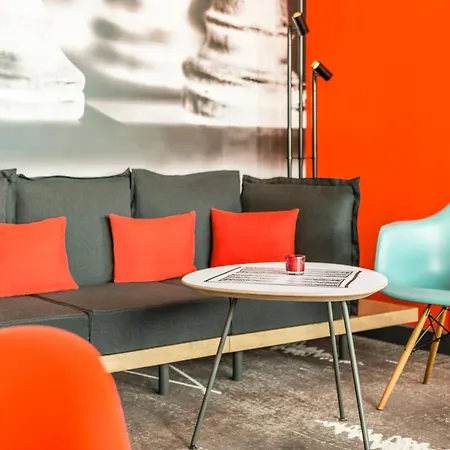 Ibis Muenchen Garching 3*