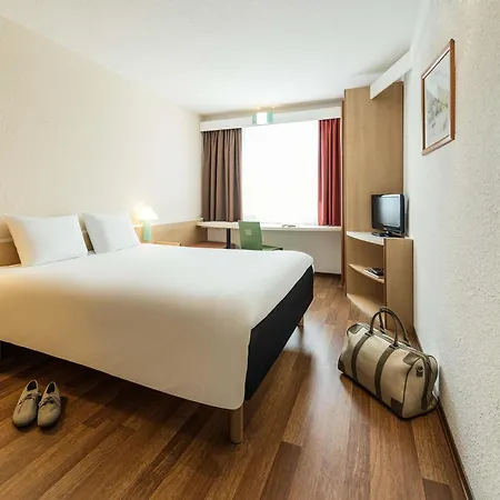 Ibis Muenchen Garching 호텔