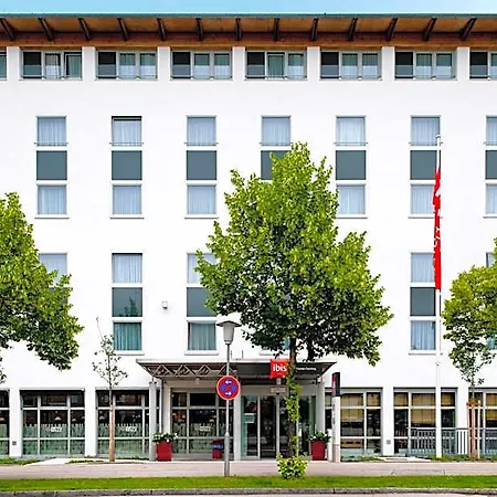 Ibis München Garching 3*